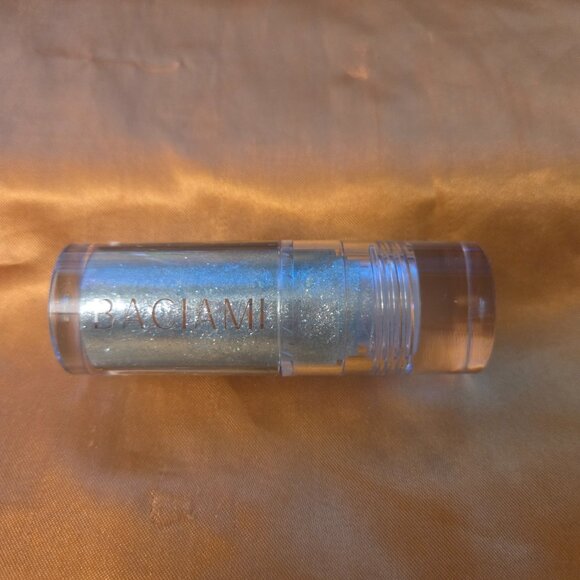 NIB Baciami Limited Edition Blue Sparkle Labubu Lipgloss #2 - Picture 3 of 4